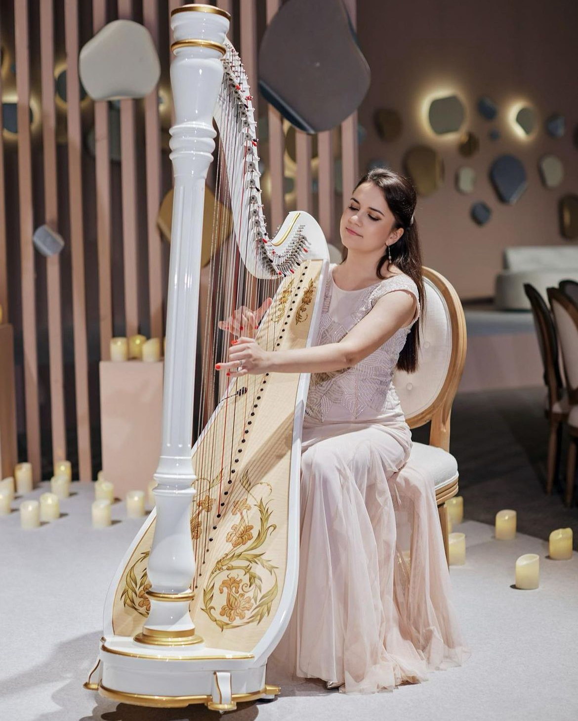 Harpist 03